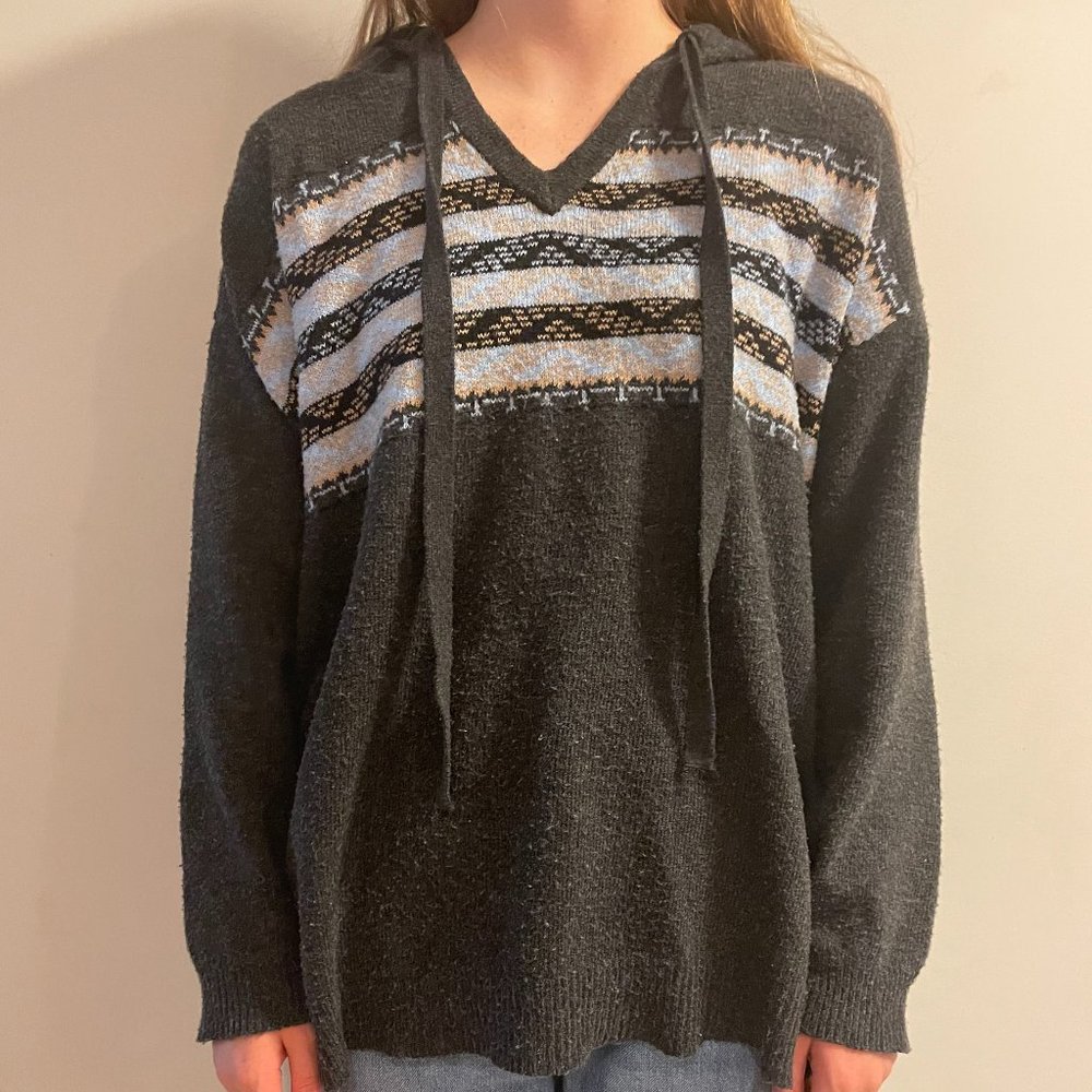 Lightweight grey patterned hooded sweater - C&C California